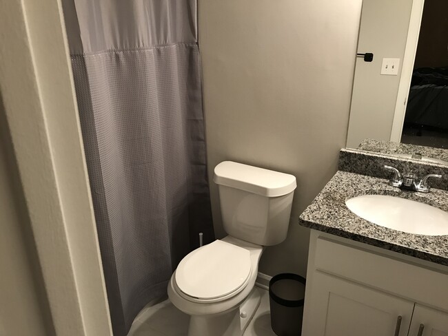 Photo - 319 Granville Ct Unit 319