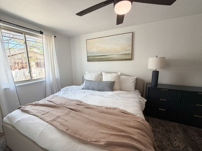 Photo - 2526 Clay St Unit Furnished-11