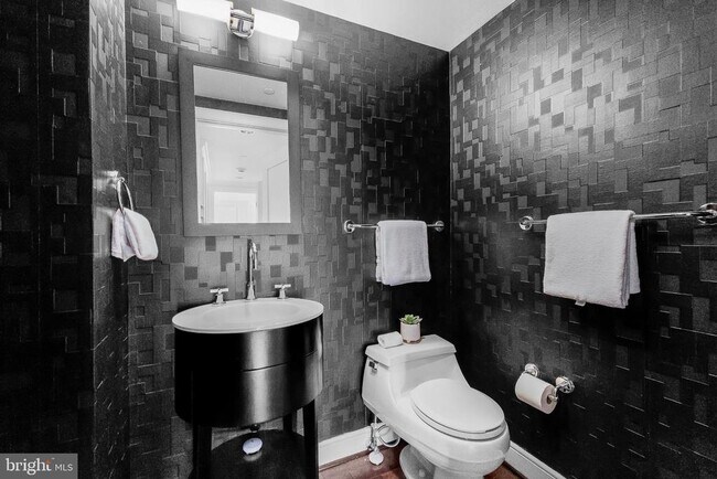 Photo - 1111 19th St N Unit 1707