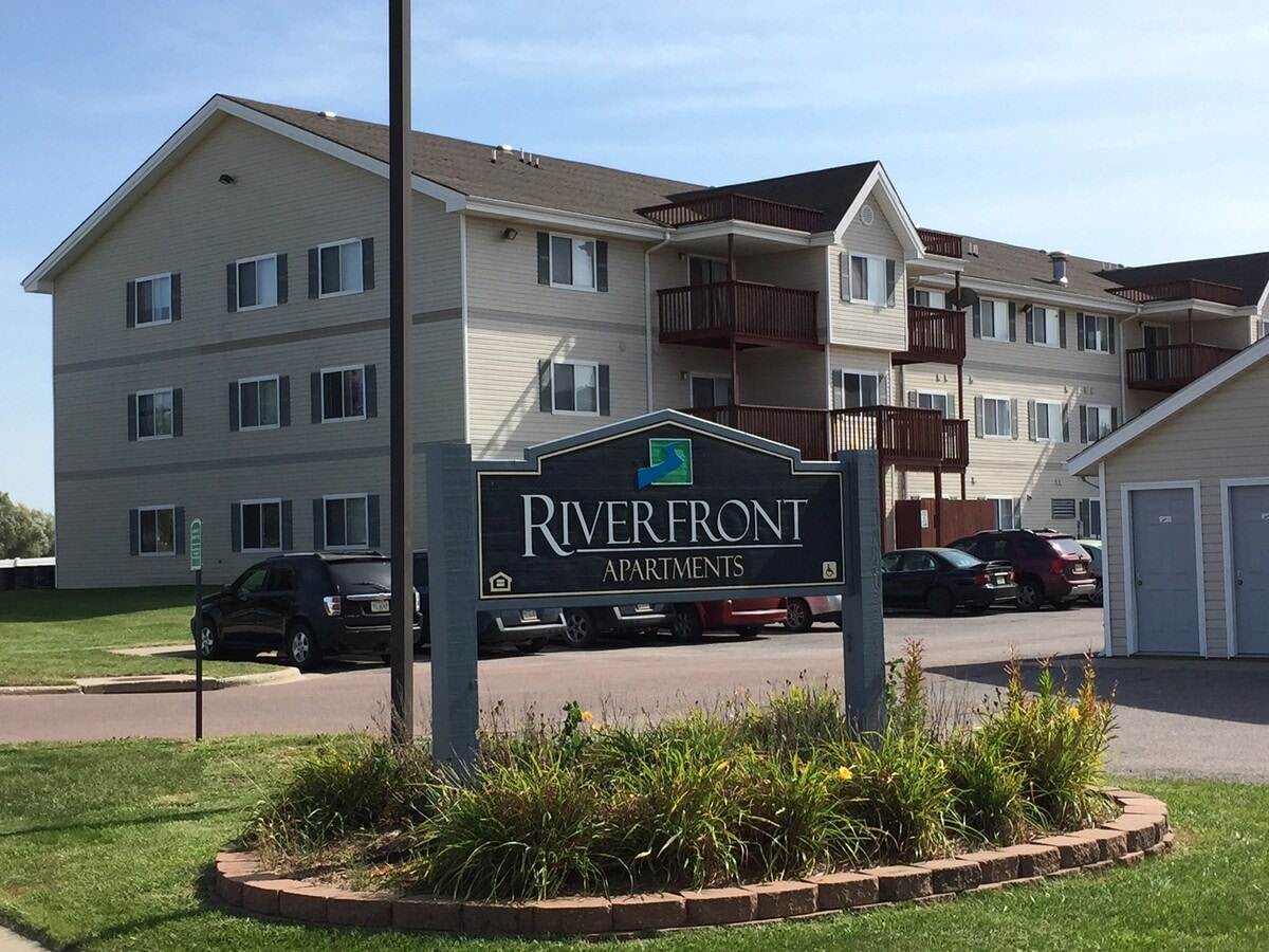 Riverfront Apartments - Riverfront Apartments