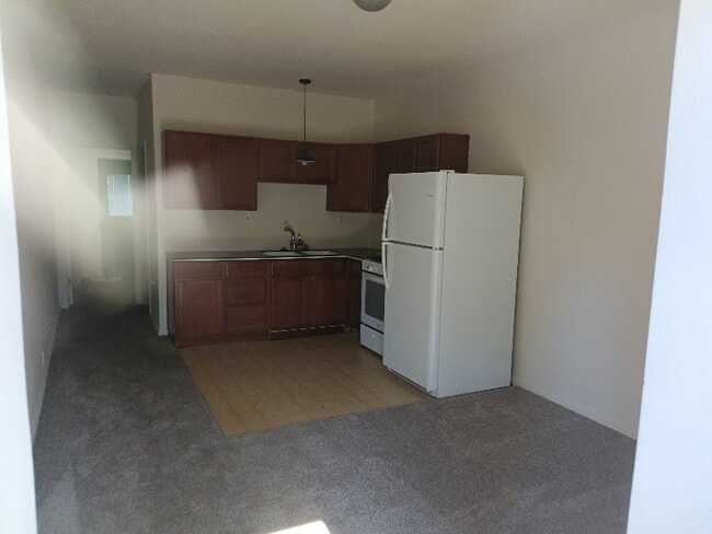 Photo - 1122 Bird St