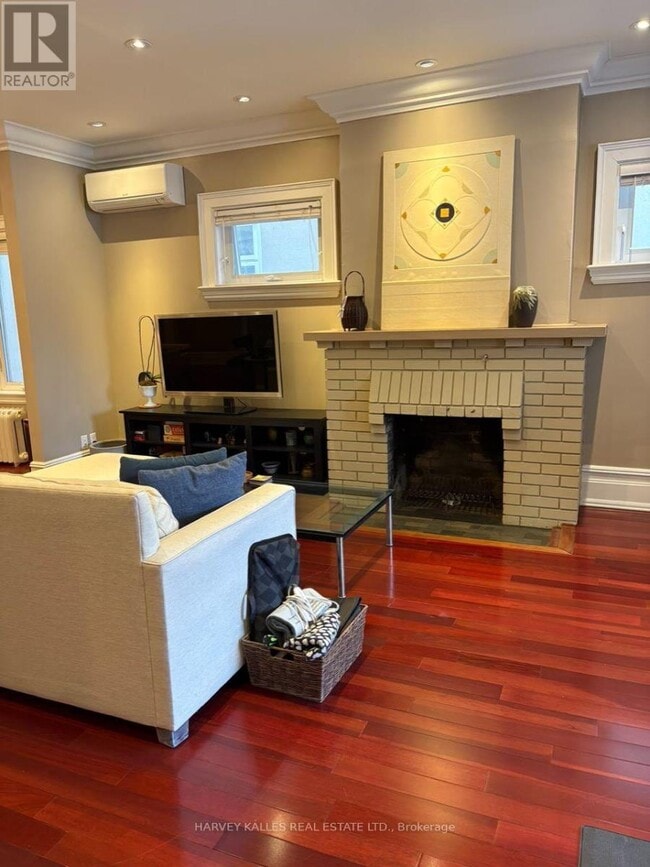 Photo - 306 Spadina Rd Unité Main