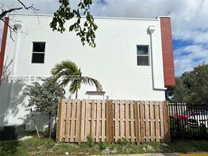 Photo - 323 Foster Rd