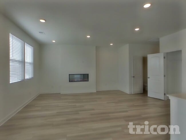 Photo - 5311 Carnegie Rd