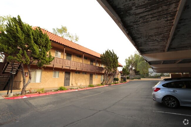 Elan Pointe Vista