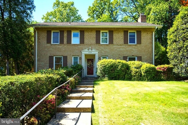 Photo - 5908 Walhonding Rd House
