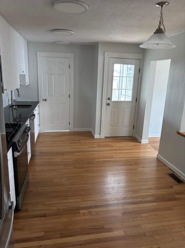 Photo - 109 Magoun Ave Unit 109