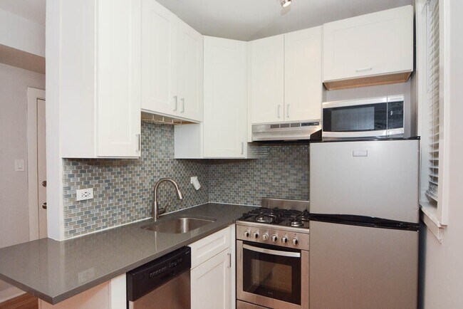 Photo - 511 W Belmont Ave Unidad 6