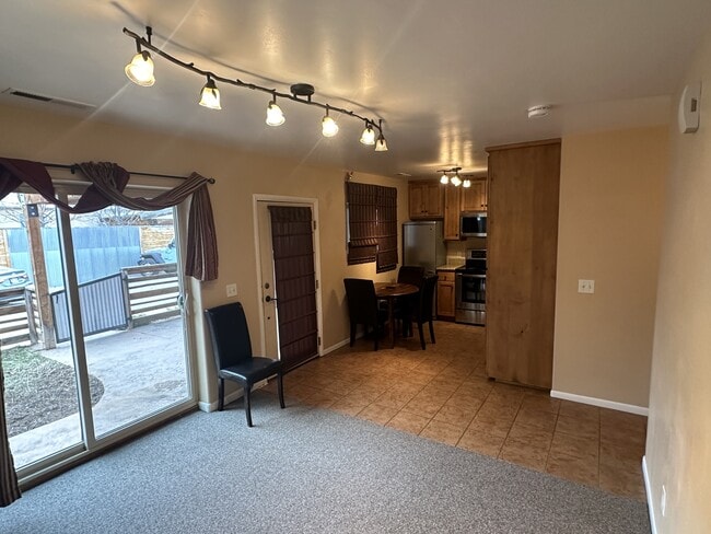 Photo - 208 E 200 S House