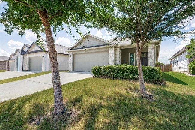 Photo - 195 Coralbean Dr