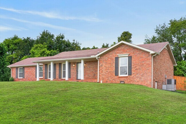 526 Westwood Dr