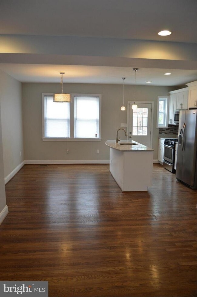 Photo - 316 Division Ave NE