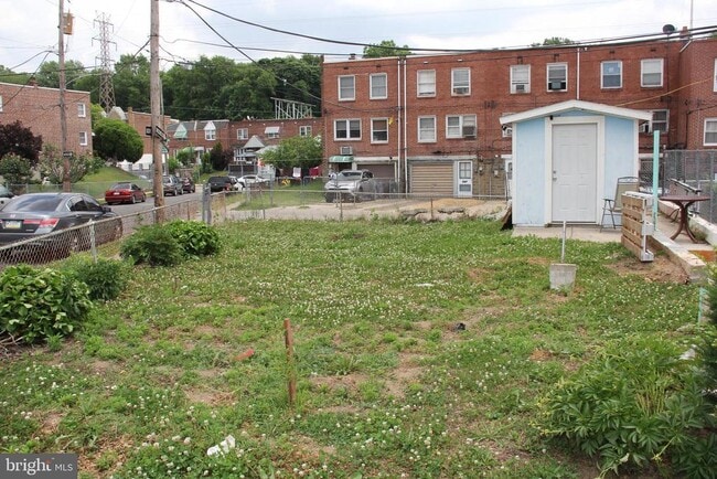 Building Photo - 4983 Whitaker Ave