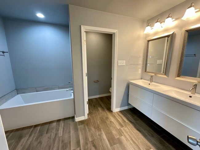 Photo - 4 Bed 3 bath 3 Car-Garage-Solar Panels-Move In Ready! Frenship ISD