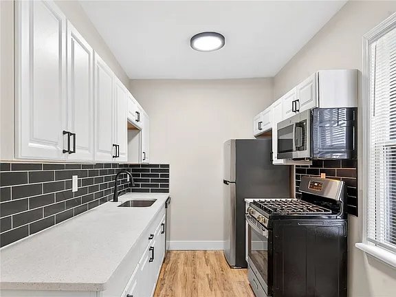 Photo - 636 University Ave Unit Apt 2