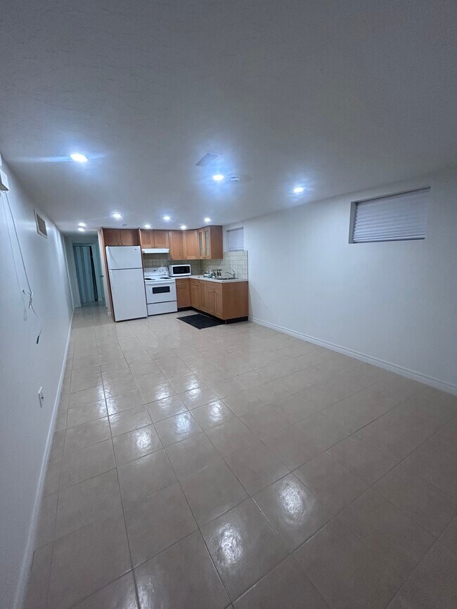 Photo - 41 Cartwright Av