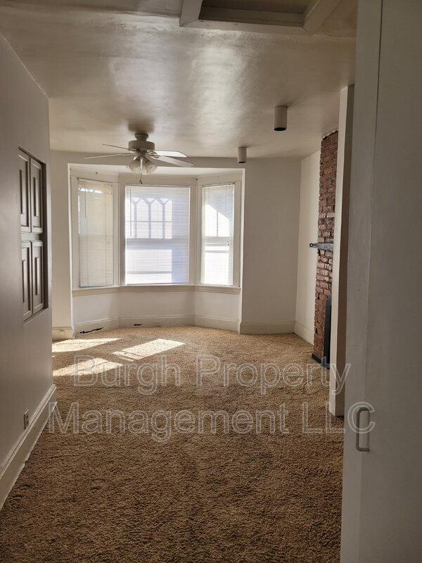 Photo - 441 Locust St