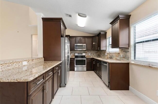 Photo - 615 Anhinga Rd