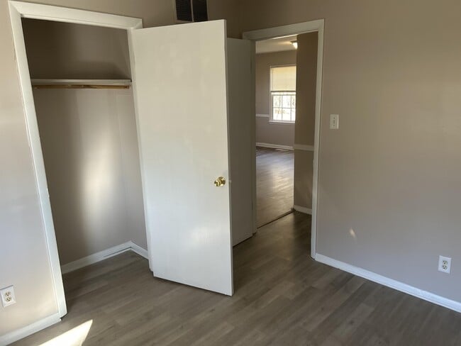 Photo - 3825 Queen Ann Cir