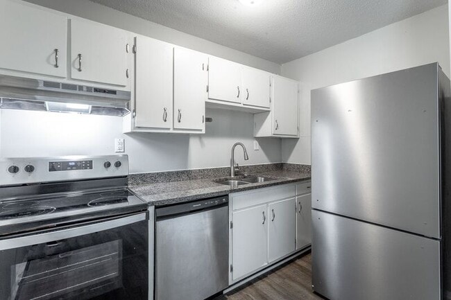 Photo - 113 Goodson Ave Unit 18