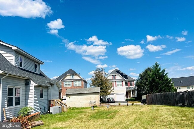 Photo - 6600 Fayette St