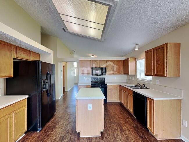 Photo - 575 Timber Trace Ct