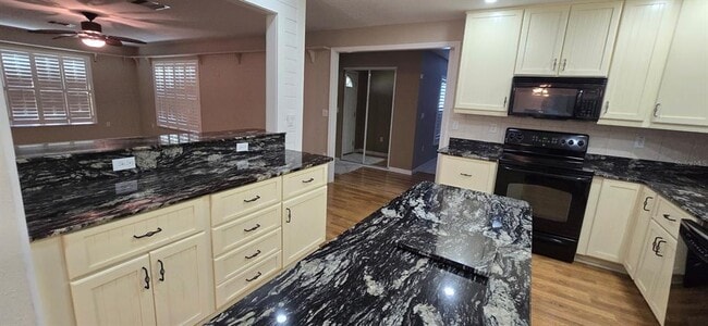 Photo - 7355 SE 106th Pl