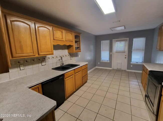 Photo - 11510 Silk Oak Ln