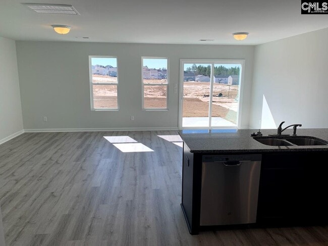 Photo - 2325 Trakand Dr