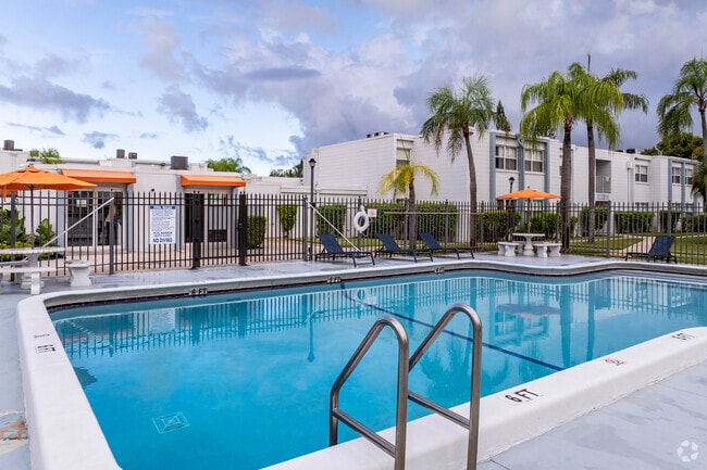 Piscina - Harold Square