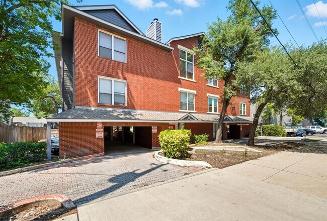 Photo - 2804 Rio Grande St Unit 205