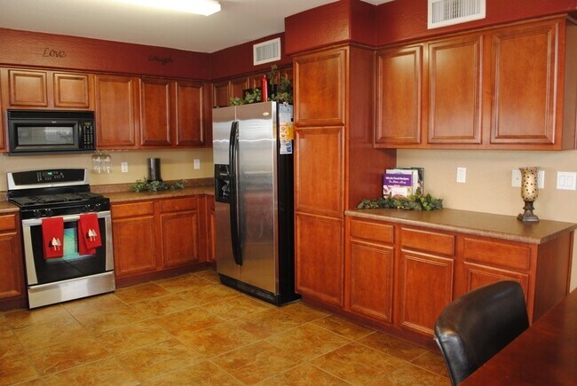 Photo - Charming 4 Bed 3 Bath Laveen Home !!