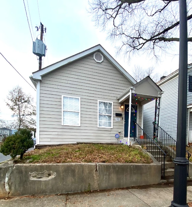 Photo - 1915 Dinwiddie Ave House