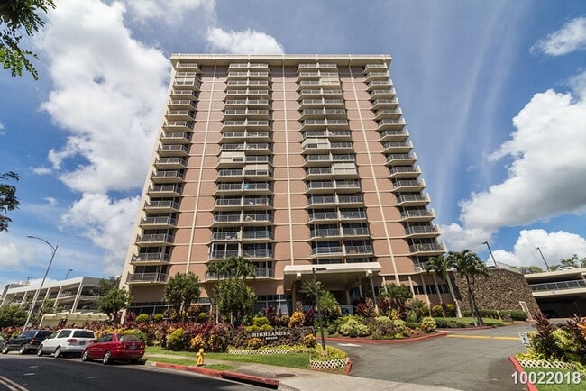 Building Photo - $2,395 / 1br - 514ft2 - The Highlander, 1bdrm, Incls Utilities, Avail April 1st (Aiea)