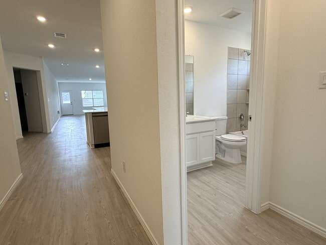 Photo - 289 Sormonne Lp