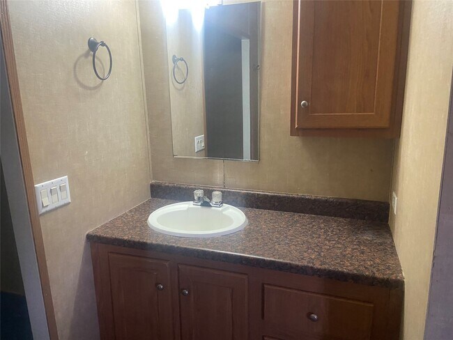 Photo - 9311 Johnson Rd
