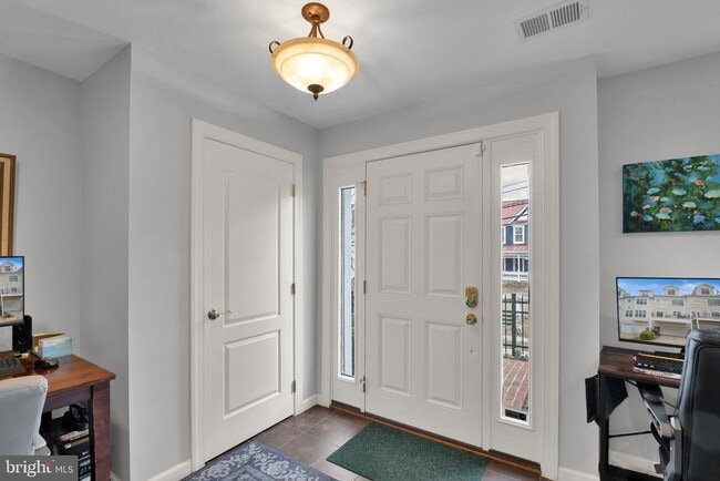 Photo - 92 Washington St