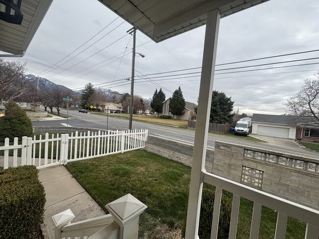 Photo - 1201 E 5600 S