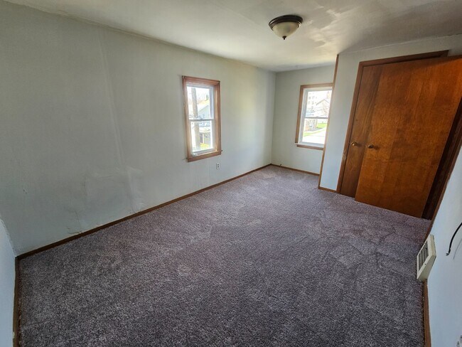 Photo - Adorable 2 Bedroom Home In McDonald PA - Fort Cherry School District