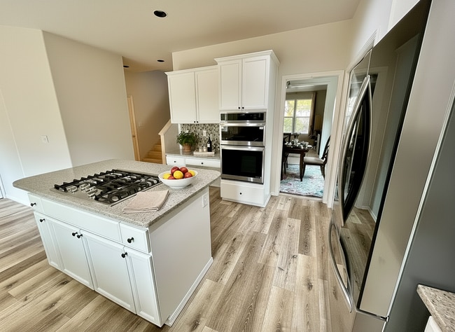 Photo - 5906 NE Skipton St