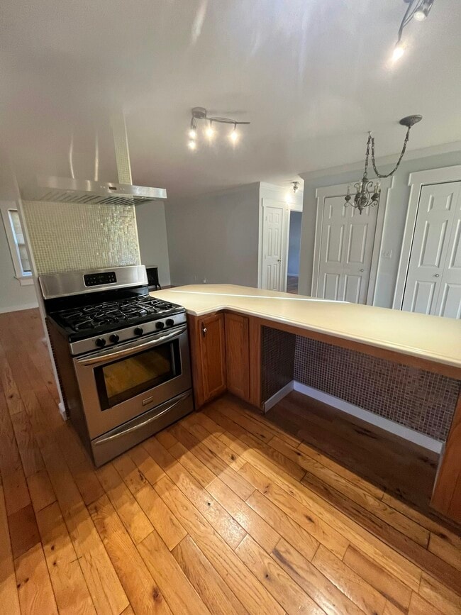 Photo - 33 Joyner Ave