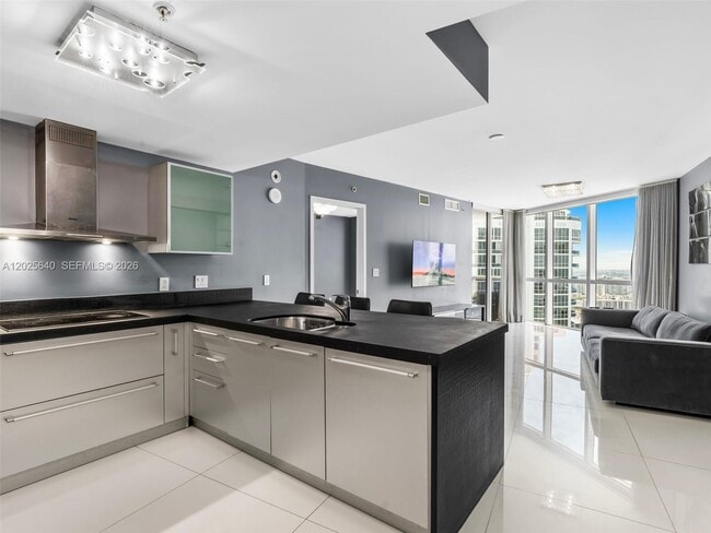 Photo - 18201 Collins Ave Unidad 5303
