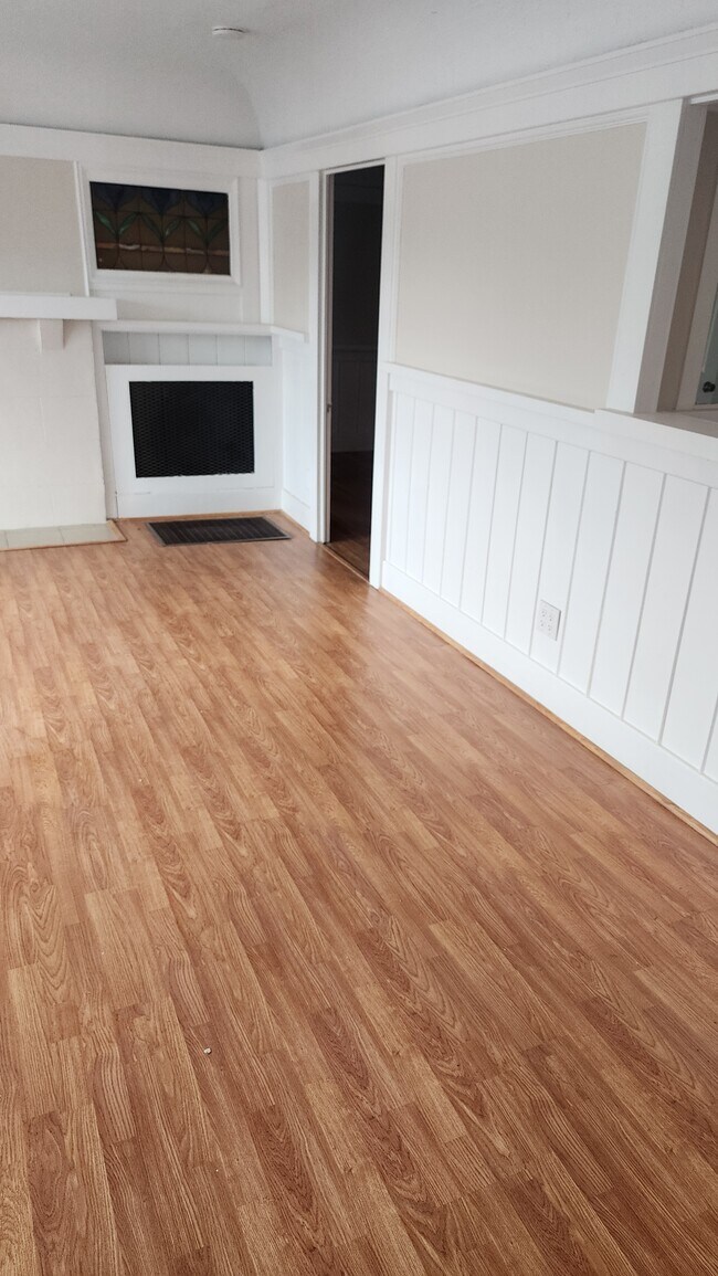 Photo - 3760 Military Ave House