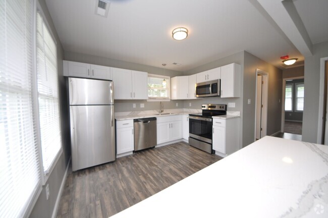 Building Photo - P4 - S Linn (Wentzville) Unit S Linn - B Rental
