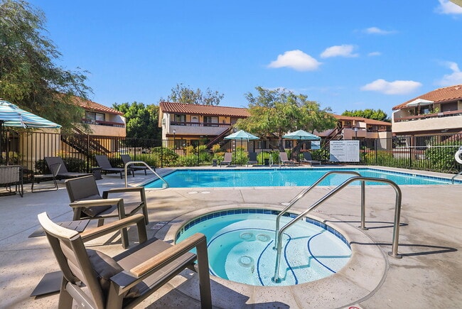 Photo - Camarillo Oaks