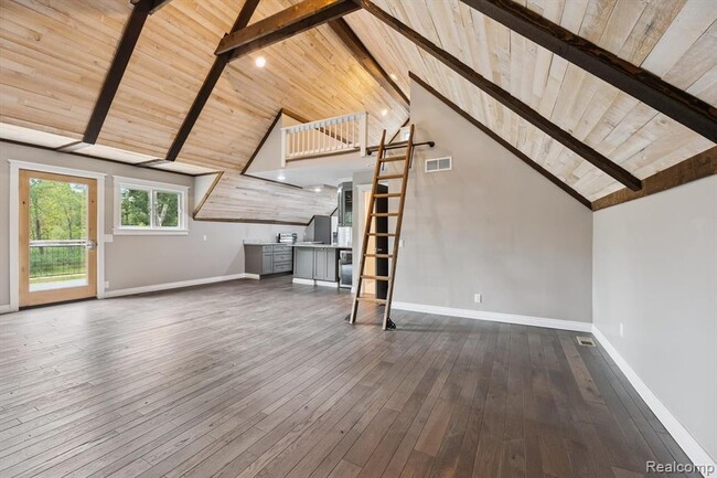 Photo - 9824 Hidden Acres