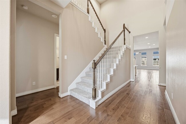 Photo - 5238 Pickford Grove Ln