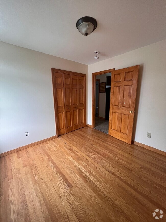 Building Photo - 115 Masten Ave Unit 2 Rental