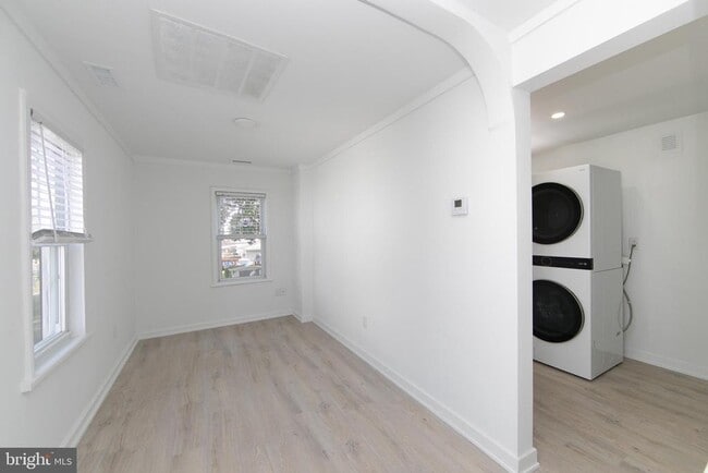 Photo - 905 Jersey Ave