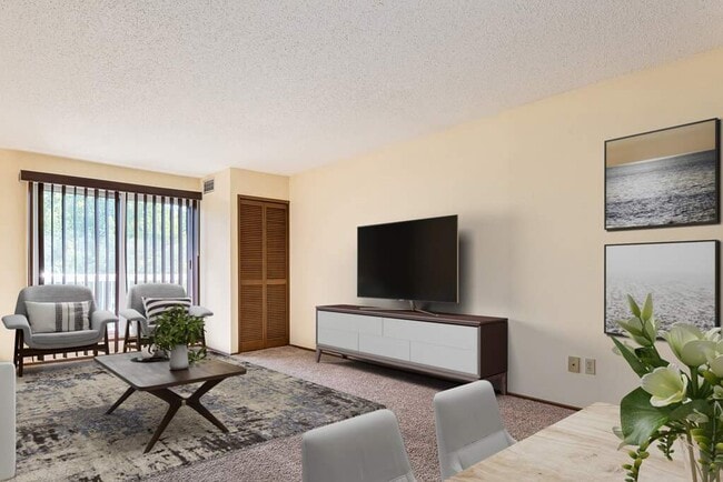 Photo - Findlay Place